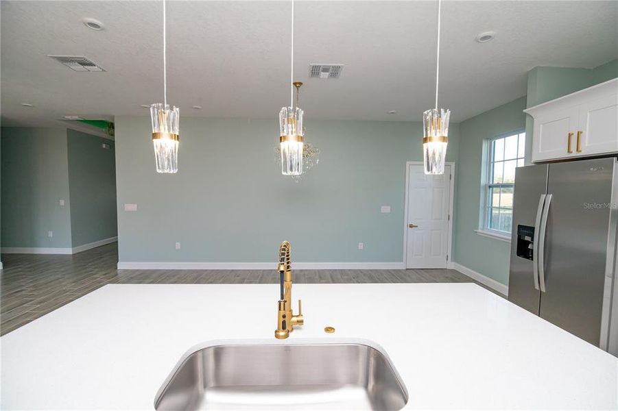 Close-up of interior finishes inside a home in , Lake Wales (Image 29).