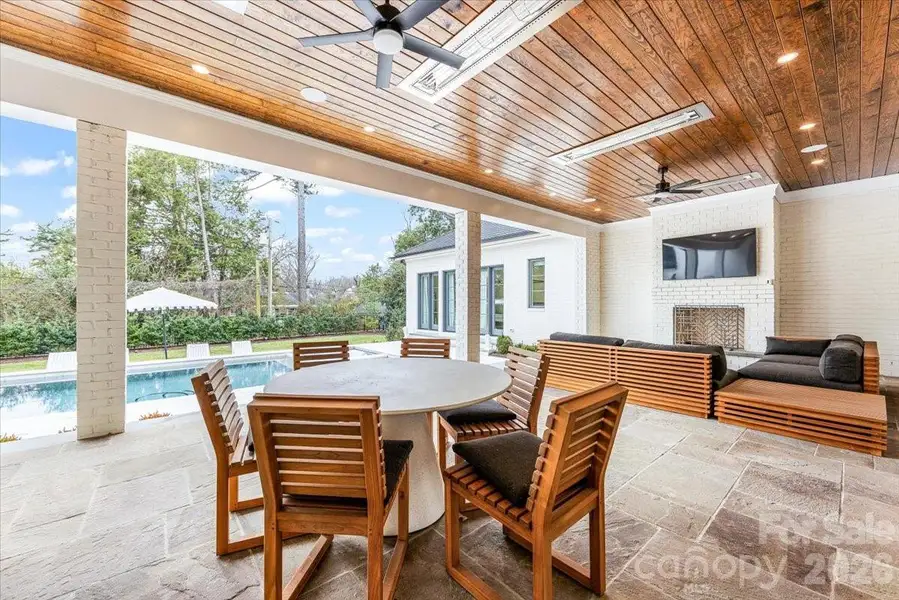 Image 39 of a home in . Image 39 of a home in .