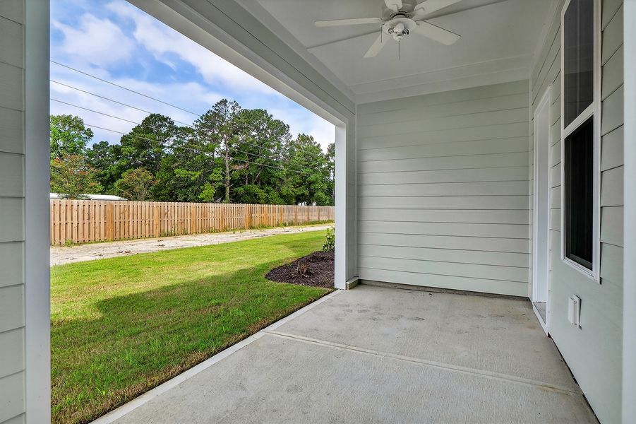 Image 30 of a home in Grand Park. Image 30 of a home in Grand Park.