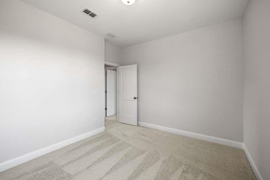 Spacious, unfurnished interior of a new home in Maddox Landing, Hoschton (Image 31).