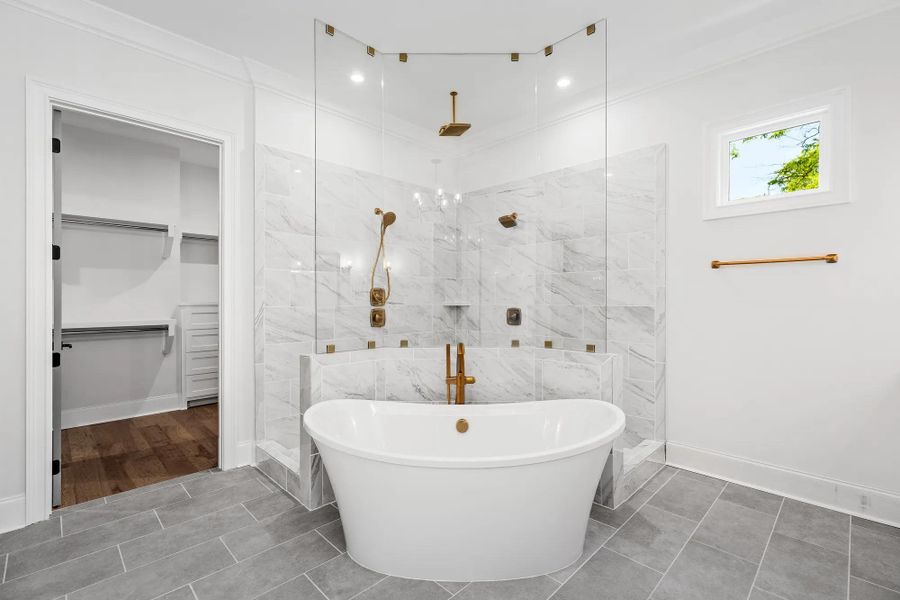 The Rutledge B Primary Suite Bathroom