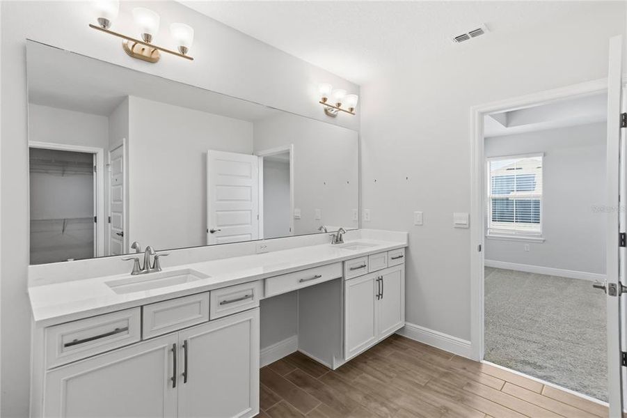 Furnished interior view inside a new home in , Winter Garden (Image 33).