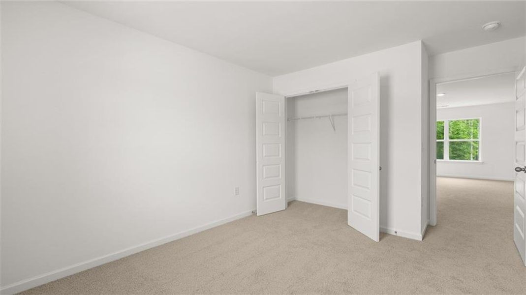 Spacious, unfurnished interior of a new home in Heritage Pointe, Senoia (Image 15).