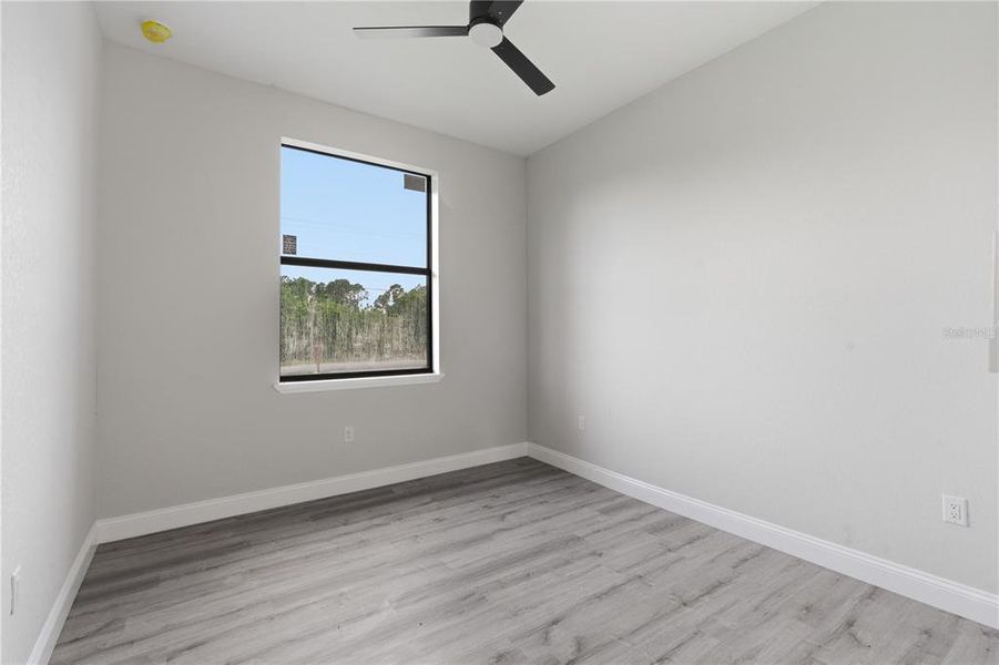 Spacious, unfurnished interior of a new home in , Lehigh Acres (Image 22).