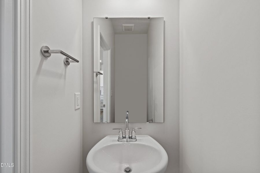 17-7242 Morris Acres Rd_8029