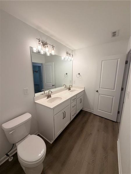 Furnished interior view inside a new home in Creekside, Dawsonville (Image 11).