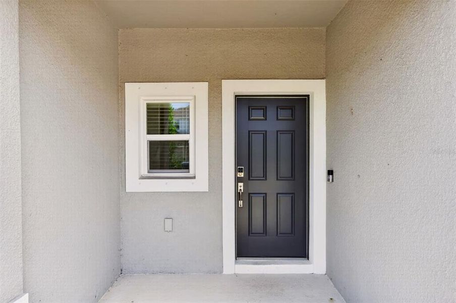 Exterior details and patio area of a home in , Bradenton (Image 2). Exterior details and patio area of a home in , Bradenton (Image 2).
