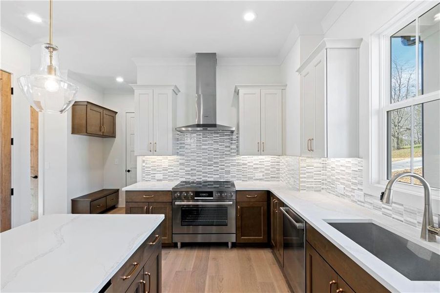 Furnished interior view inside a new home in , Blairsville (Image 7).