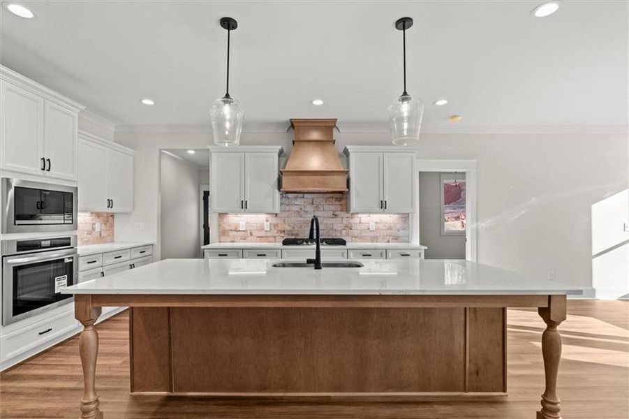 Furnished interior view inside a new home in , Carrollton (Image 7).