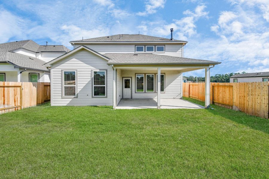 Explore the expansive backyard with its inviting covered patio—a perfect blend of space for the kids to play and adults to unwind. Ideal for creating your outdoor oasis, this backyard accommodates patio furniture, a BBQ pit, and endless possibilities for leisure and entertainment. Explore the expansive backyard with its inviting covered patio—a perfect blend of space for the kids to play and adults to unwind. Ideal for creating your outdoor oasis, this backyard accommodates patio furniture, a BBQ pit, and endless possibilities for leisure and entertainment.