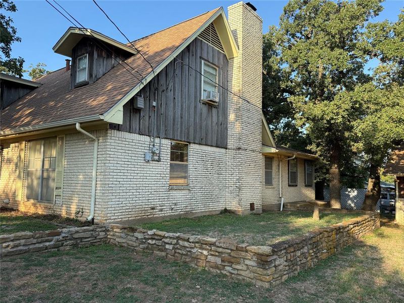 Front exterior of a new home in , Mineral Wells, TX, highlighting curb appeal (Image 1). Front exterior of a new home in , Mineral Wells, TX, highlighting curb appeal (Image 1).
