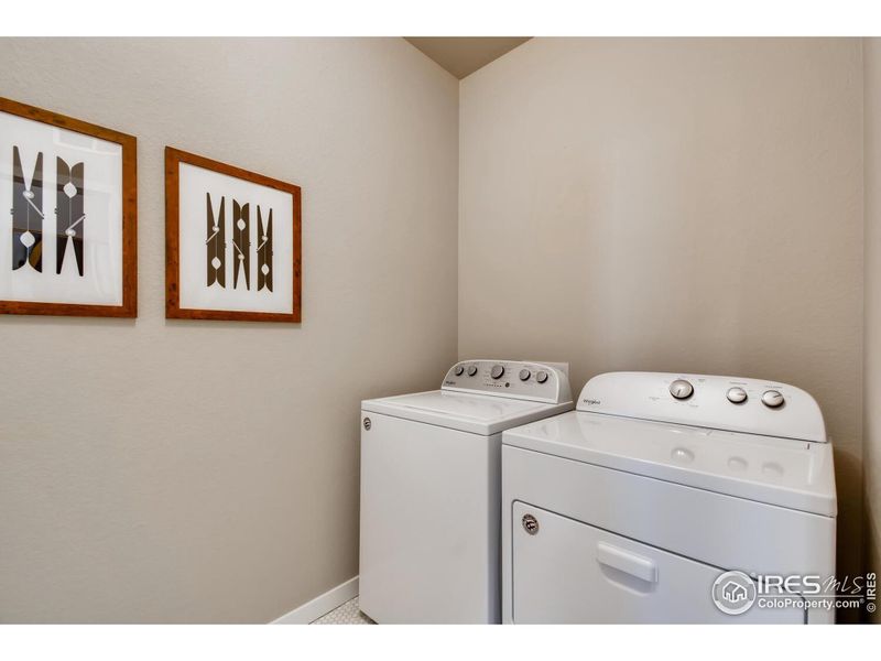 Washer Dryer not Included Washer Dryer not Included