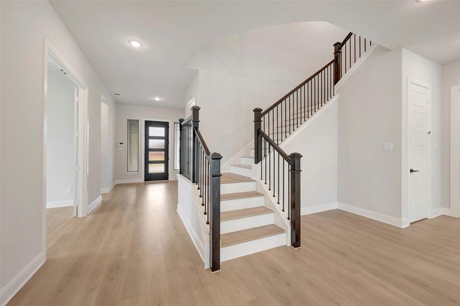 Spacious, unfurnished interior of a new home in Northshore at Lakewood Village - Estate Series, Lakewood Village (Image 29).