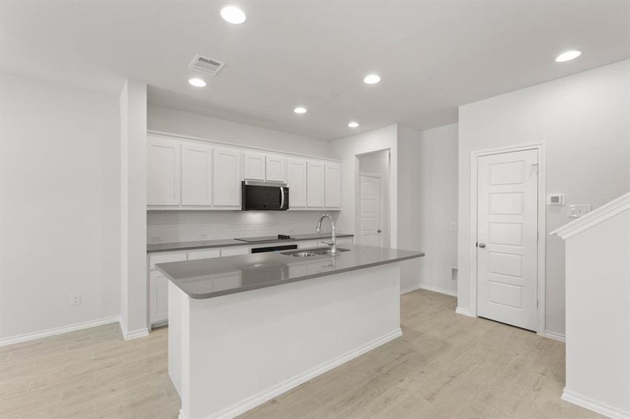 4507 Avion-Kitchen-2