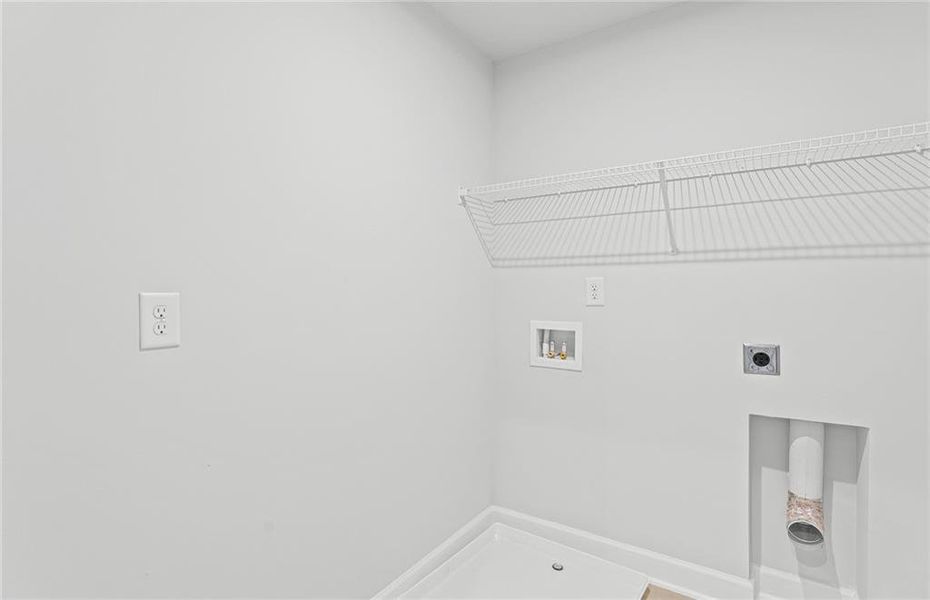 Spacious, unfurnished interior of a new home in Anderson Point, McDonough (Image 19).