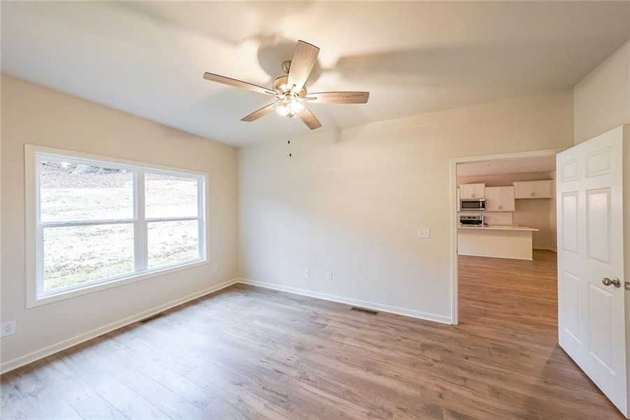 Spacious, unfurnished interior of a new home in , Gainesville (Image 22).
