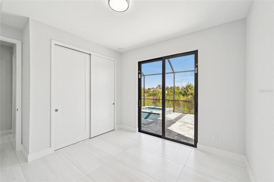 Spacious, unfurnished interior of a new home in , Port Charlotte (Image 44).