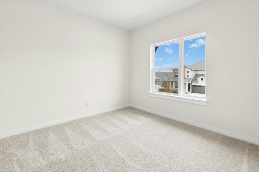 Spacious, unfurnished interior of a new home in University Heights, Round Rock (Image 25).
