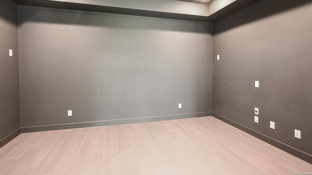 Spacious, unfurnished interior of a new home in Thornebrook, Bulverde (Image 16). Spacious, unfurnished interior of a new home in Thornebrook, Bulverde (Image 16).