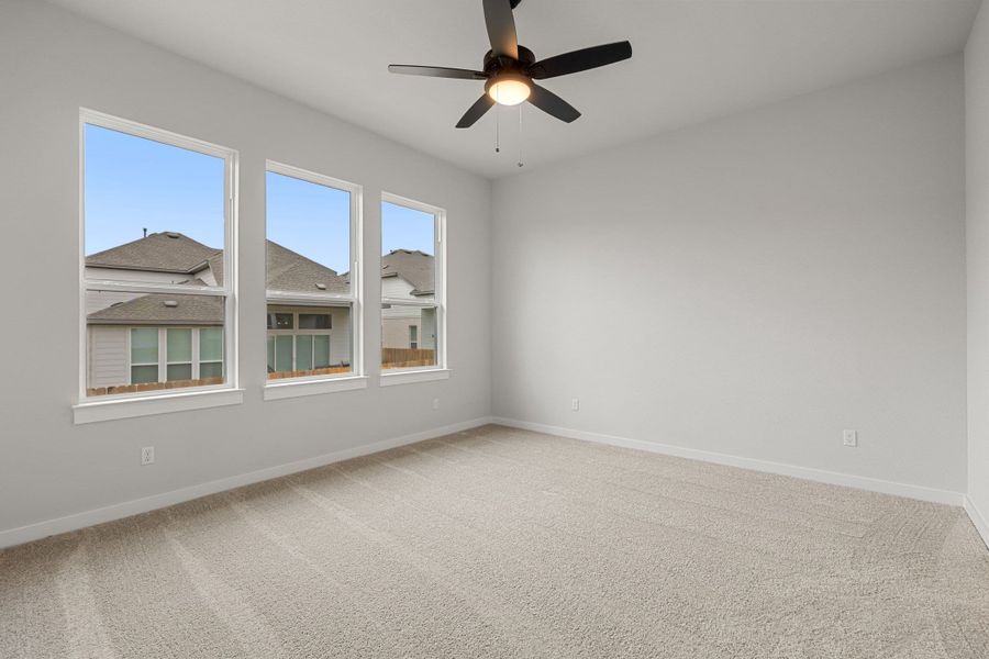 Spacious, unfurnished interior of a new home in Heritage, Dripping Springs (Image 41).