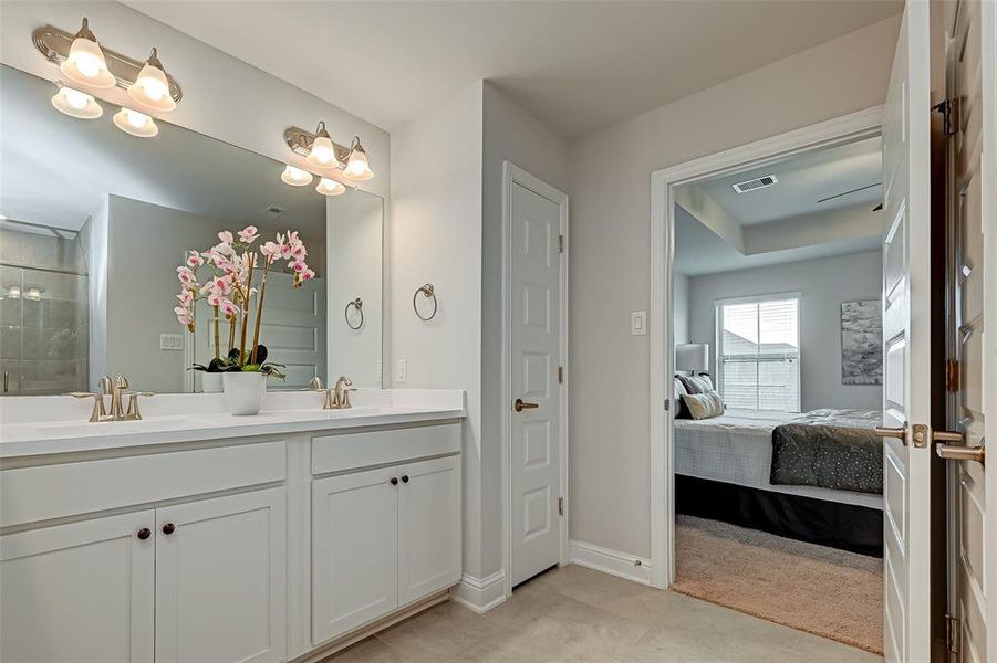 Furnished interior view inside a new home in Lago Mar, Texas City (Image 27).