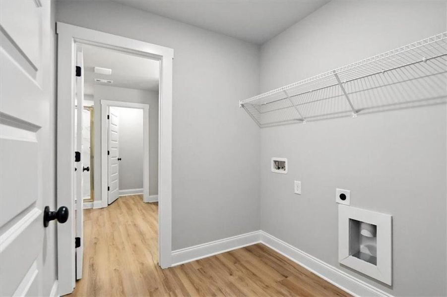 Spacious, unfurnished interior of a new home in , Hartwell (Image 17).