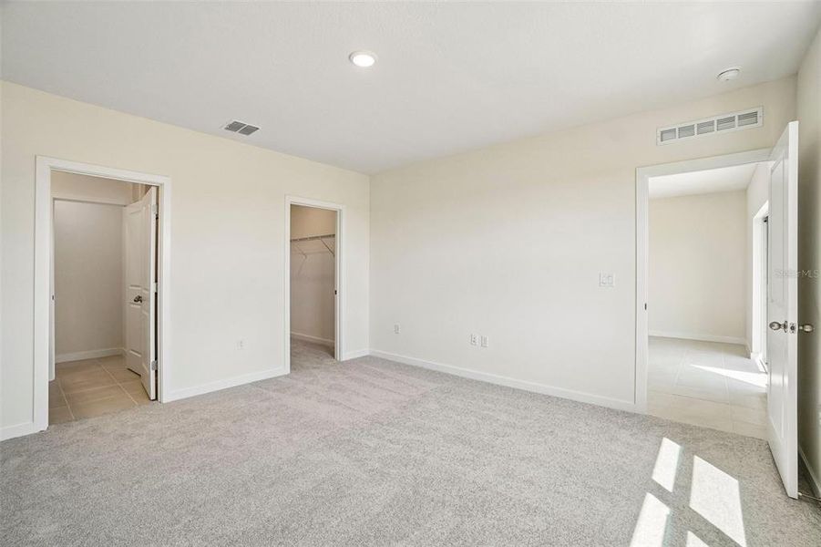 Spacious, unfurnished interior of a new home in Willowbrook North, Winter Haven (Image 26). Spacious, unfurnished interior of a new home in Willowbrook North, Winter Haven (Image 26).