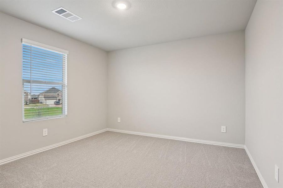 Spacious, unfurnished interior of a new home in Lakehaven - Spring Series, Farmersville (Image 32).