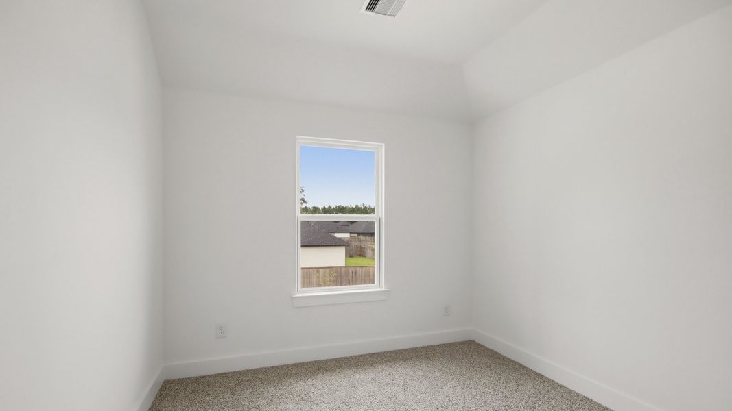Spacious, unfurnished interior of a new home in Hills of Westlake, Conroe (Image 16).