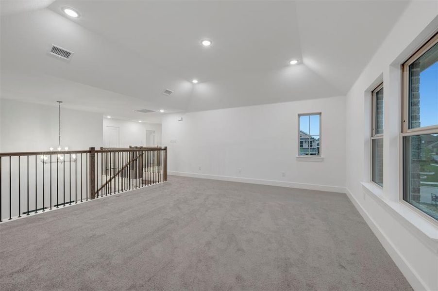 Spacious, unfurnished interior of a new home in Vintage Village, Argyle (Image 29).