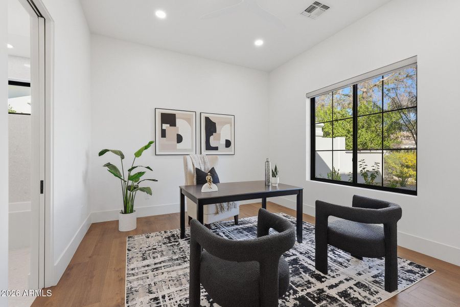 Downstairs En-suite Bed 5 Downstairs En-suite Bed 5