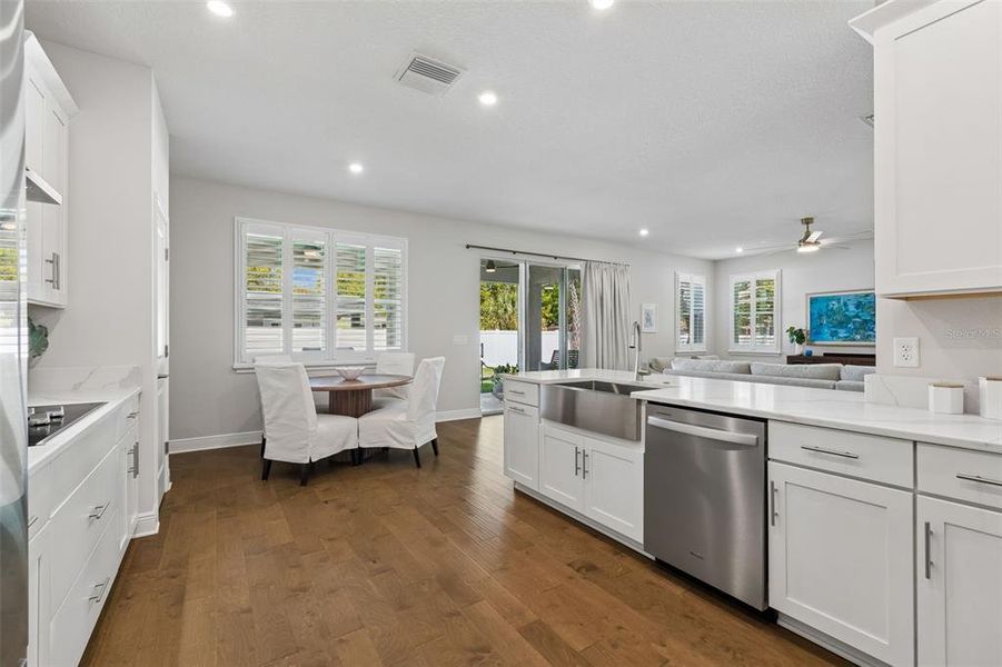 Furnished interior view inside a new home in , Tampa (Image 50).