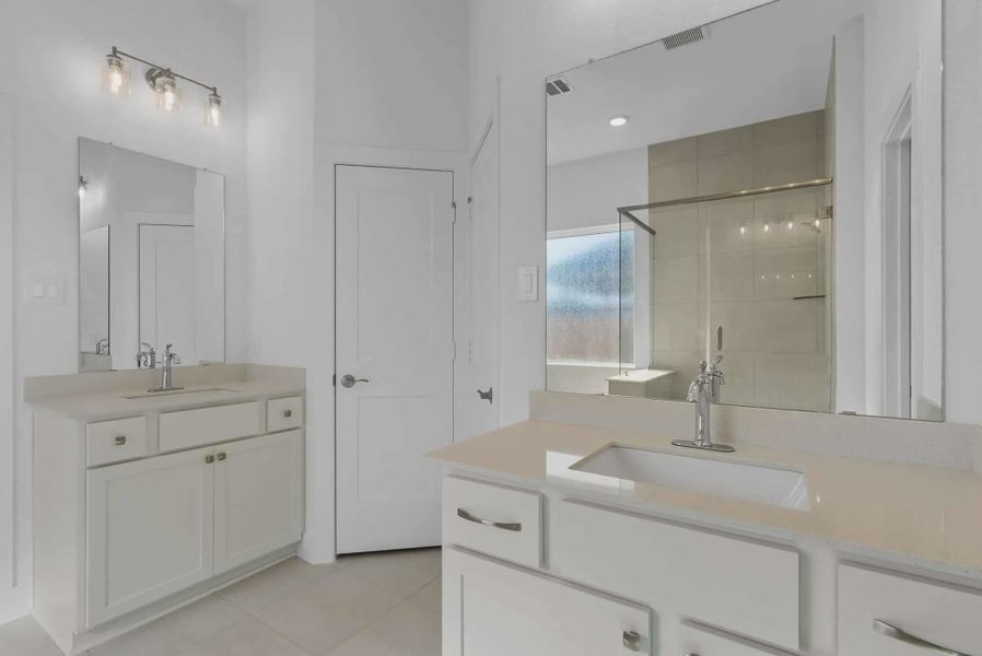 Furnished interior view inside a new home in Attwater 55s, Waller (Image 5).