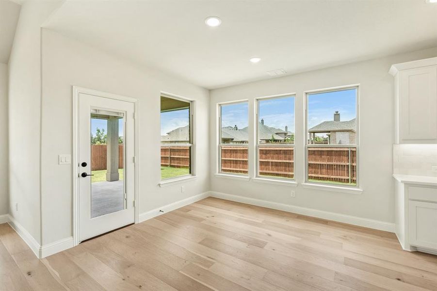 Spacious, unfurnished interior of a new home in The Oasis at North Grove 75-80, Waxahachie (Image 26). Spacious, unfurnished interior of a new home in The Oasis at North Grove 75-80, Waxahachie (Image 26).