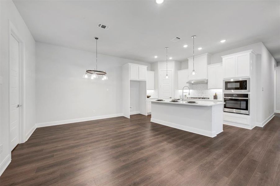 Image 27 of a home in The Retreat at Harvest.