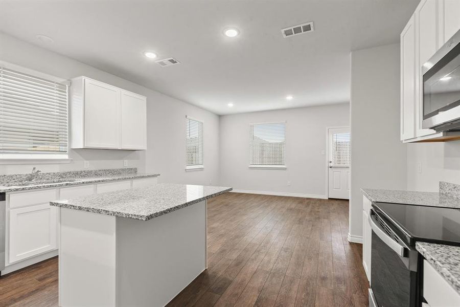 Image 38 of a home in Deer Creek. Image 38 of a home in Deer Creek.