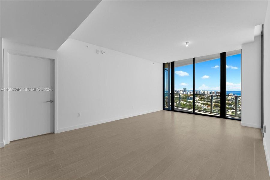Spacious, unfurnished interior of a new home in , Miami Beach (Image 45). Spacious, unfurnished interior of a new home in , Miami Beach (Image 45).