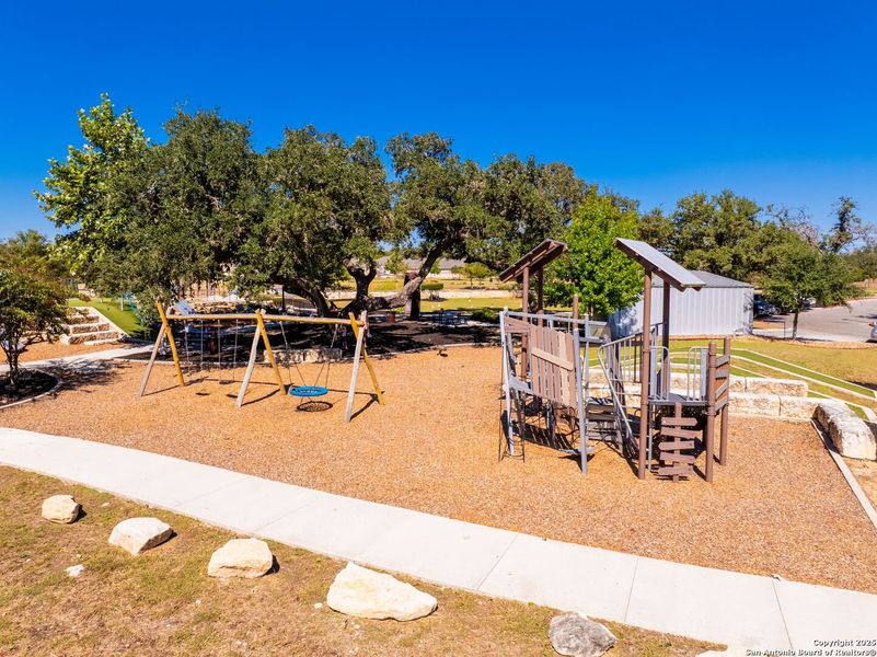 Community amenities in Hidden Trails: Coastline Collection, Bulverde (Image 28).