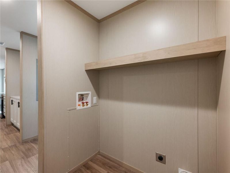 Spacious, unfurnished interior of a new home in , Gainesville (Image 42).