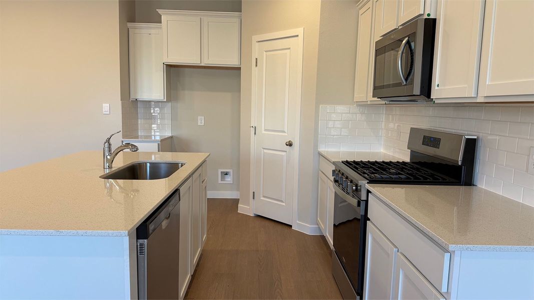 Furnished interior view inside a new home in London Towne, Corpus Christi (Image 3).