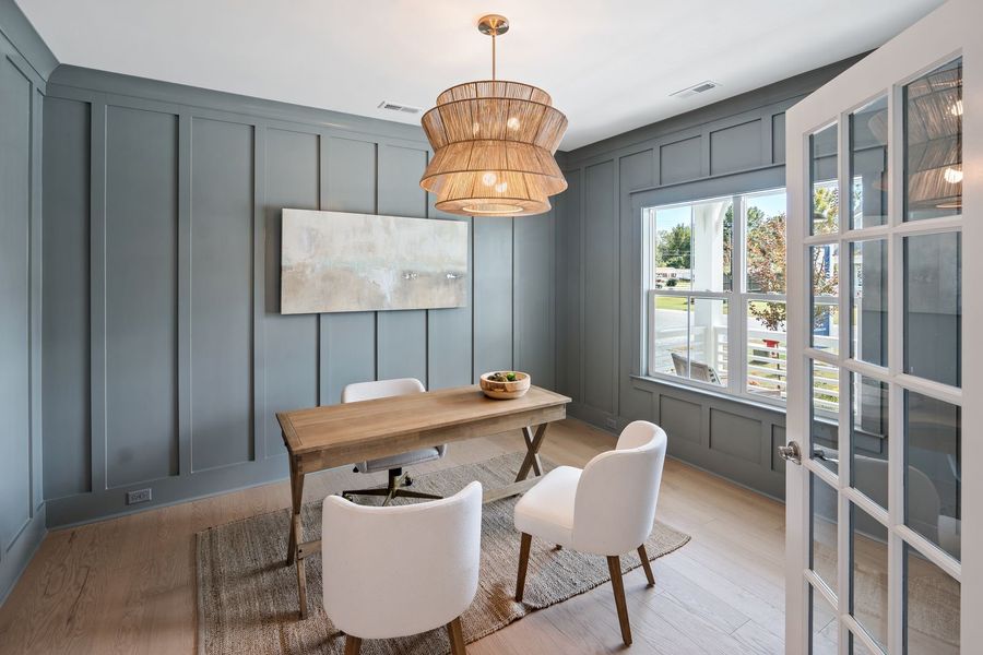 Representative furnished interior of a home built from the Beckett by Bill Clark Homes in Riverside Cove, Wilmington (Image 9).