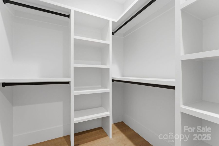 Image 44 of a home in .