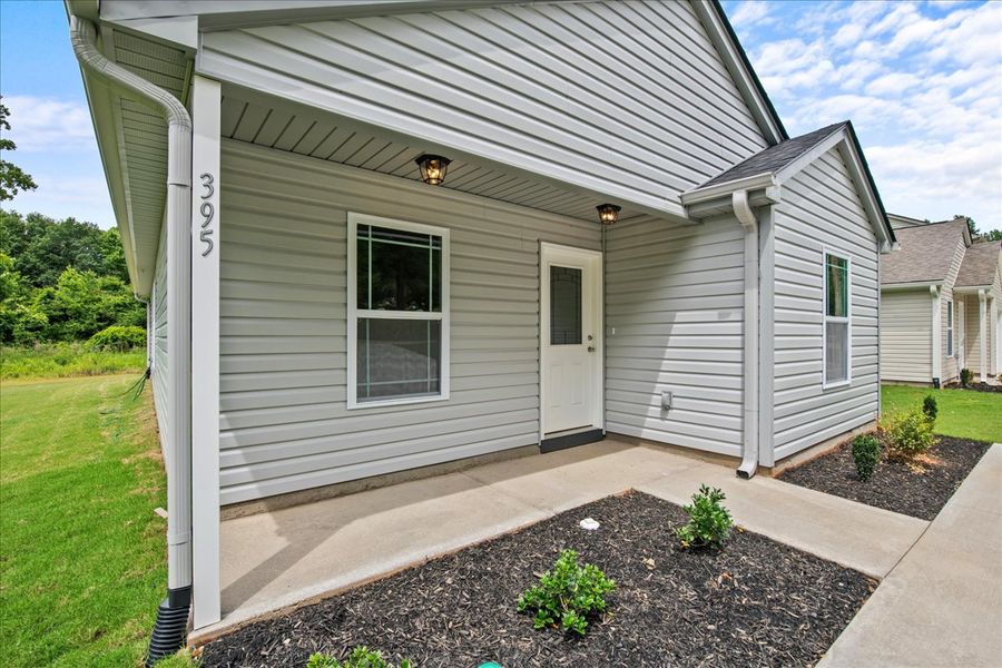 Representative exterior details of a home built from the Lexington by Enchanted Homes in Arcadia Village, Spartanburg (Image 16).