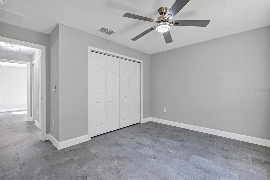 Spacious, unfurnished interior of a new home in , Belleview (Image 12).