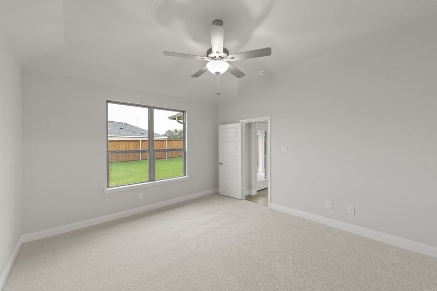 Representative unfurnished interior of a home built from the Statler by Pacesetter Homes in Keeneland, Aubrey (Image 35). Representative unfurnished interior of a home built from the Statler by Pacesetter Homes in Keeneland, Aubrey (Image 35).