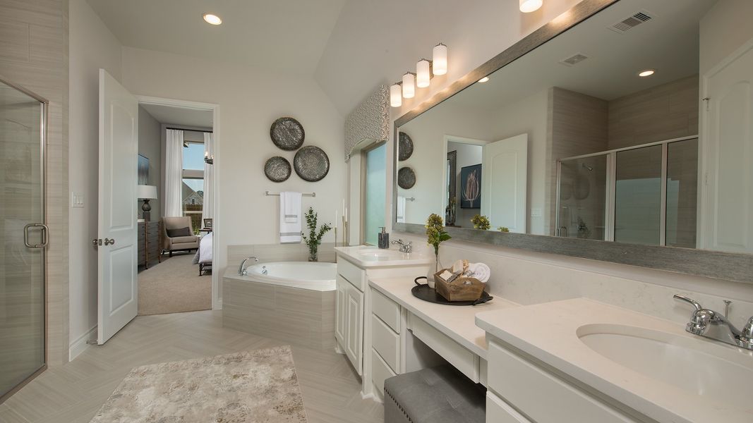 Furnished interior view inside a new home in The Woodlands Hills, Willis (Image 21). Furnished interior view inside a new home in The Woodlands Hills, Willis (Image 21).