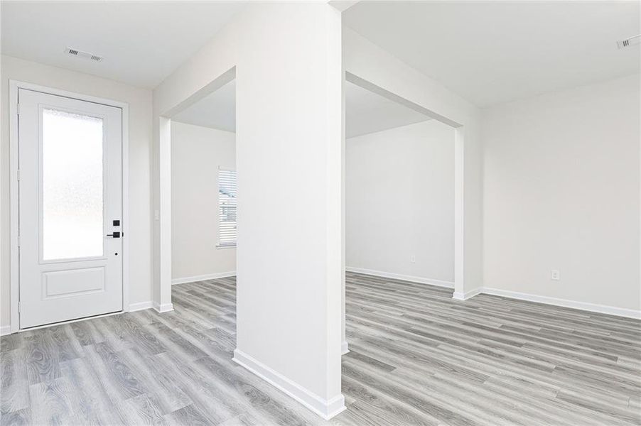 Spacious, unfurnished interior of a new home in Lake Preserve at Jackson Trail, Jefferson (Image 10).