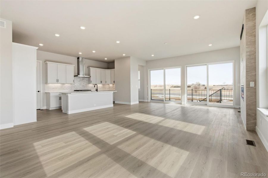 Spacious, unfurnished interior of a new home in Kitchel Lake at Serratoga Falls, Timnath (Image 20).