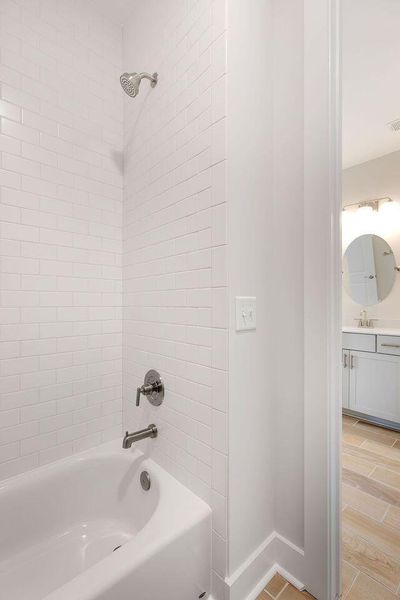 Close-up of interior finishes inside a home in Kings River Preserve, Hollywood (Image 18).