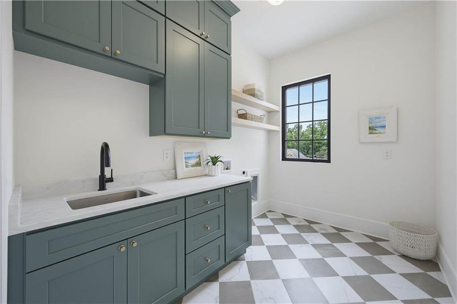 Furnished interior view inside a new home in , Atlanta (Image 72).